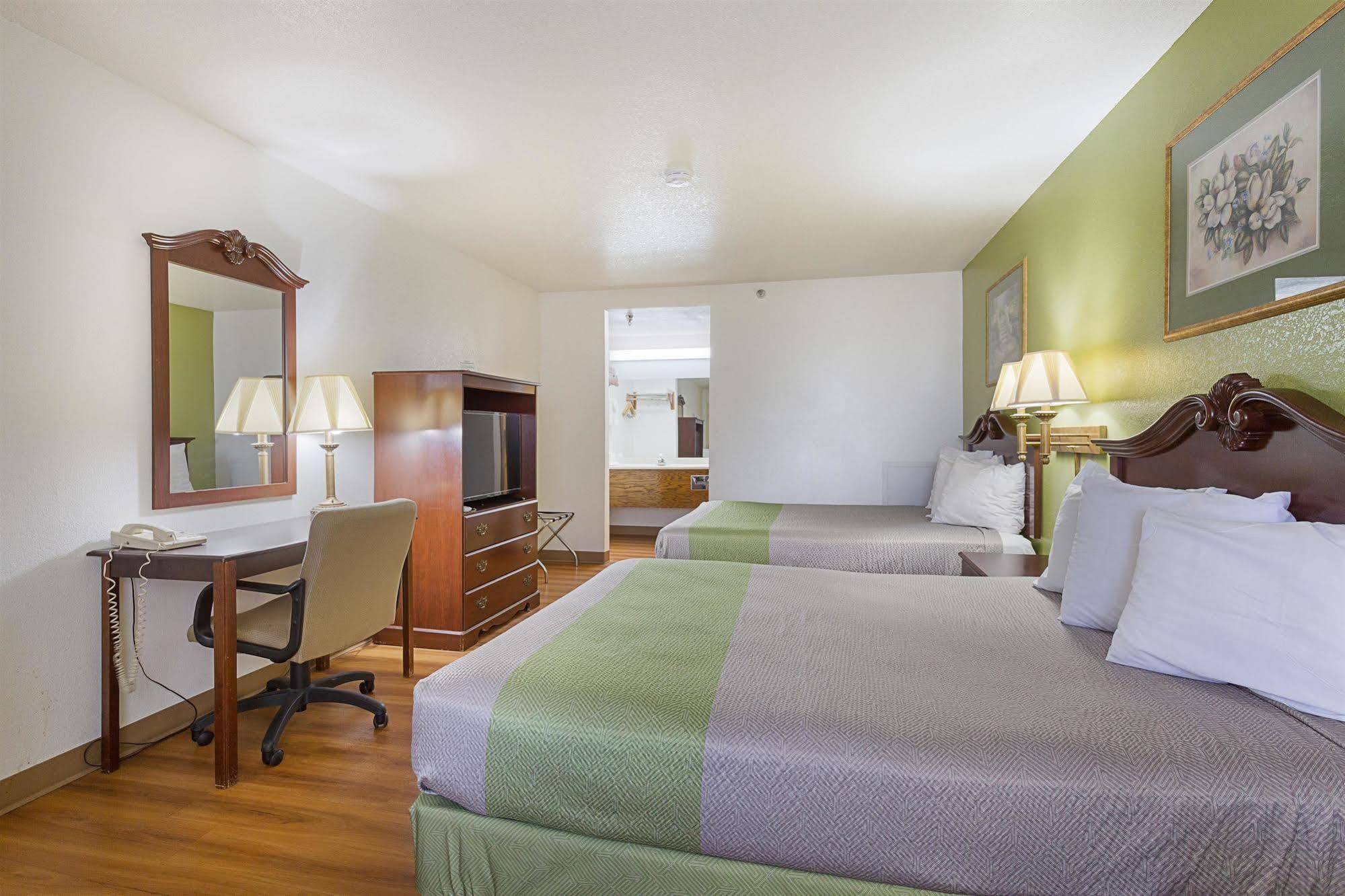 Hotel Rodeway Santa Rosa