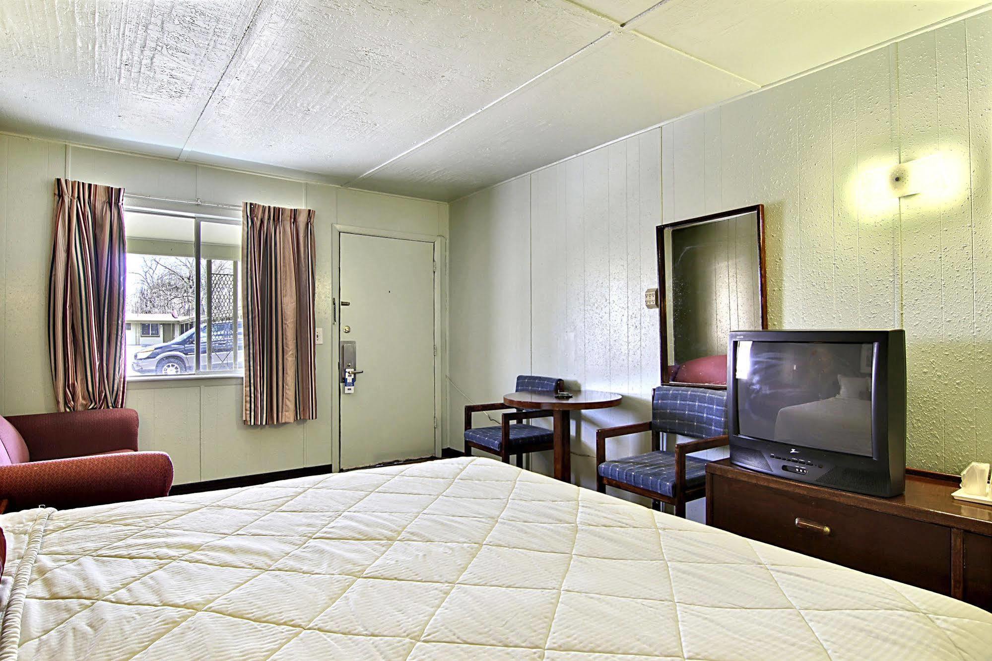 Hotel Rodeway 2*